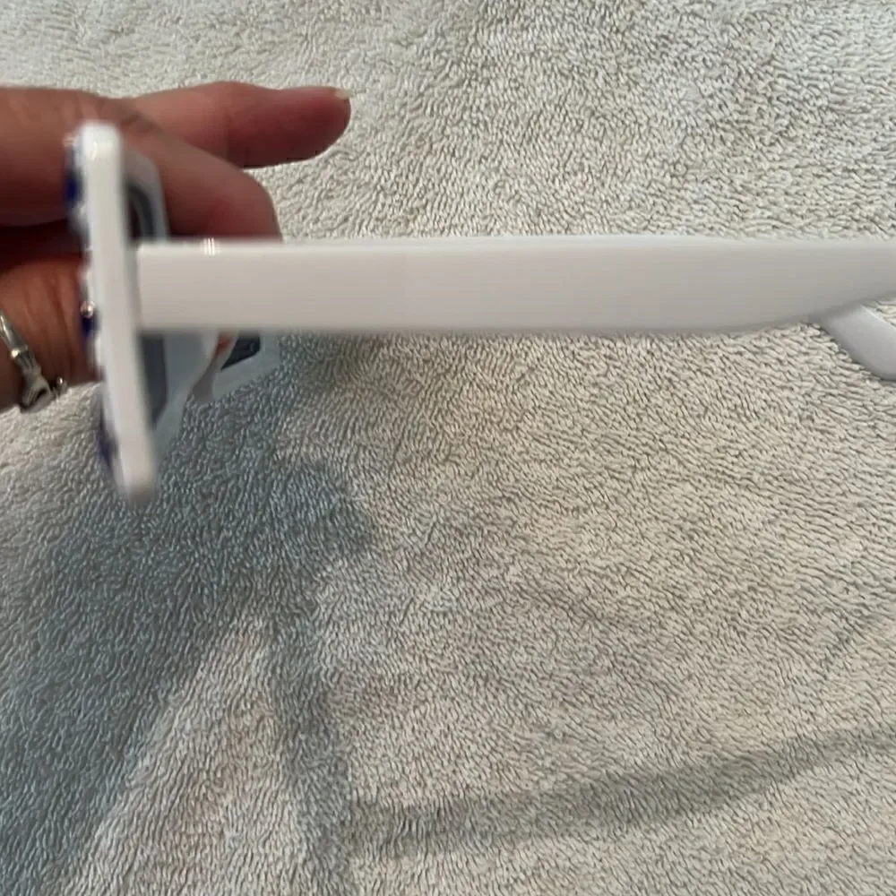 NWOT unbranded square white sunnies with blue star accents